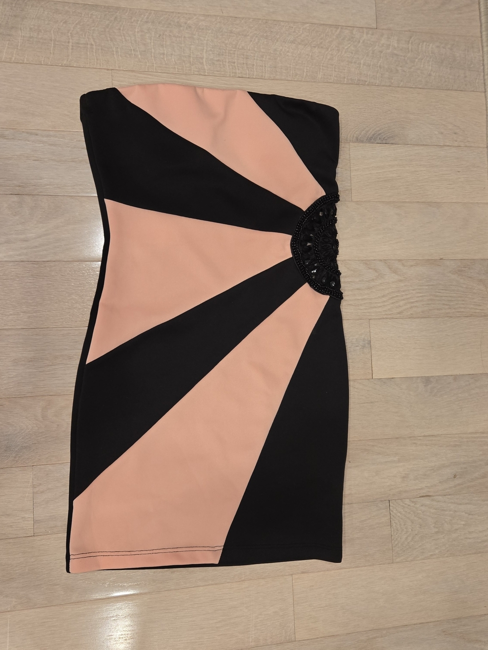 UK2LA Black & Peach Strapless Panel Mini Dress